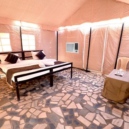 Nova Patgar Tents Hotel Bhudzs Kültér fotó