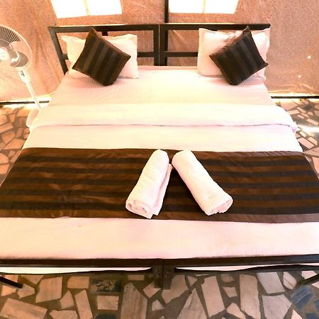 Nova Patgar Tents Hotel Bhudzs Kültér fotó